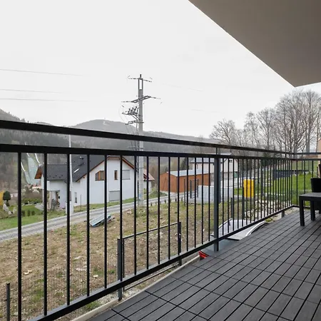 Szkolna, Sun & Snow *